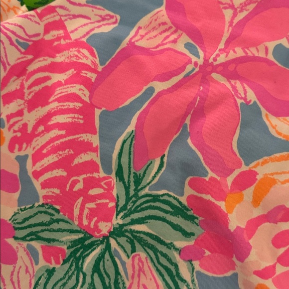 Lilly Pulitzer Pink and Green Floral Sweatshirt xxl. Full zip - Picture 3 of 3